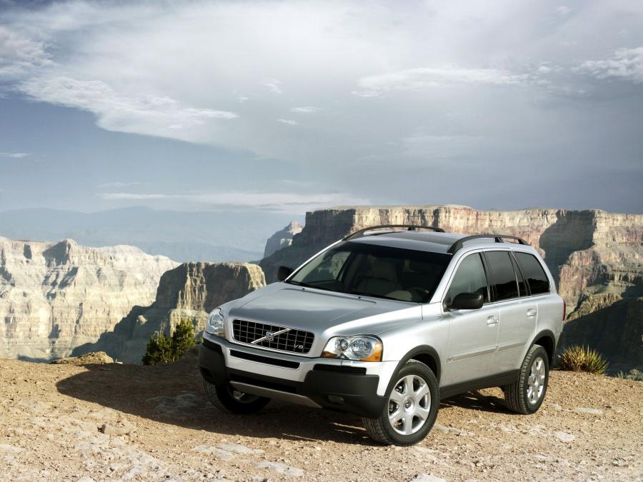  Volvo XC90 V8 2005 года  (фото 3 из 29)
